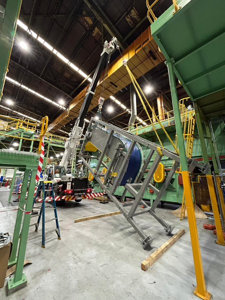 Industrial crane hire
